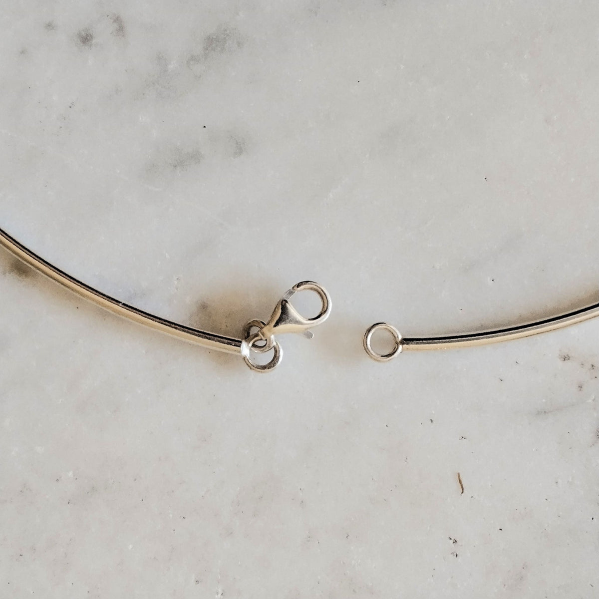 Collana Gomitolo in Porcellana e Argento Sterling – Collezione Aria