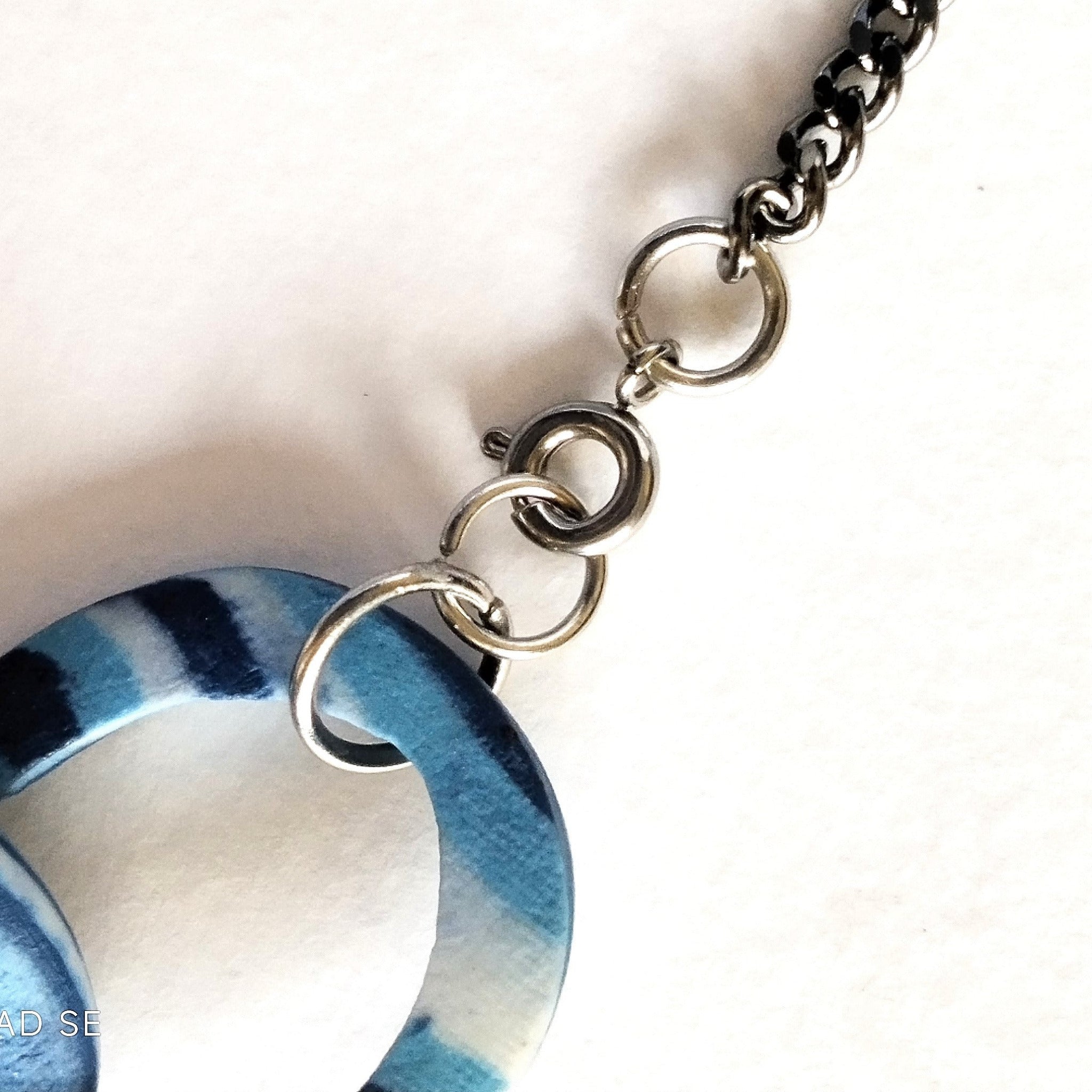 Dettaglio chiusura del bracciale AB-03 in acciaio nichel-free – Maviart