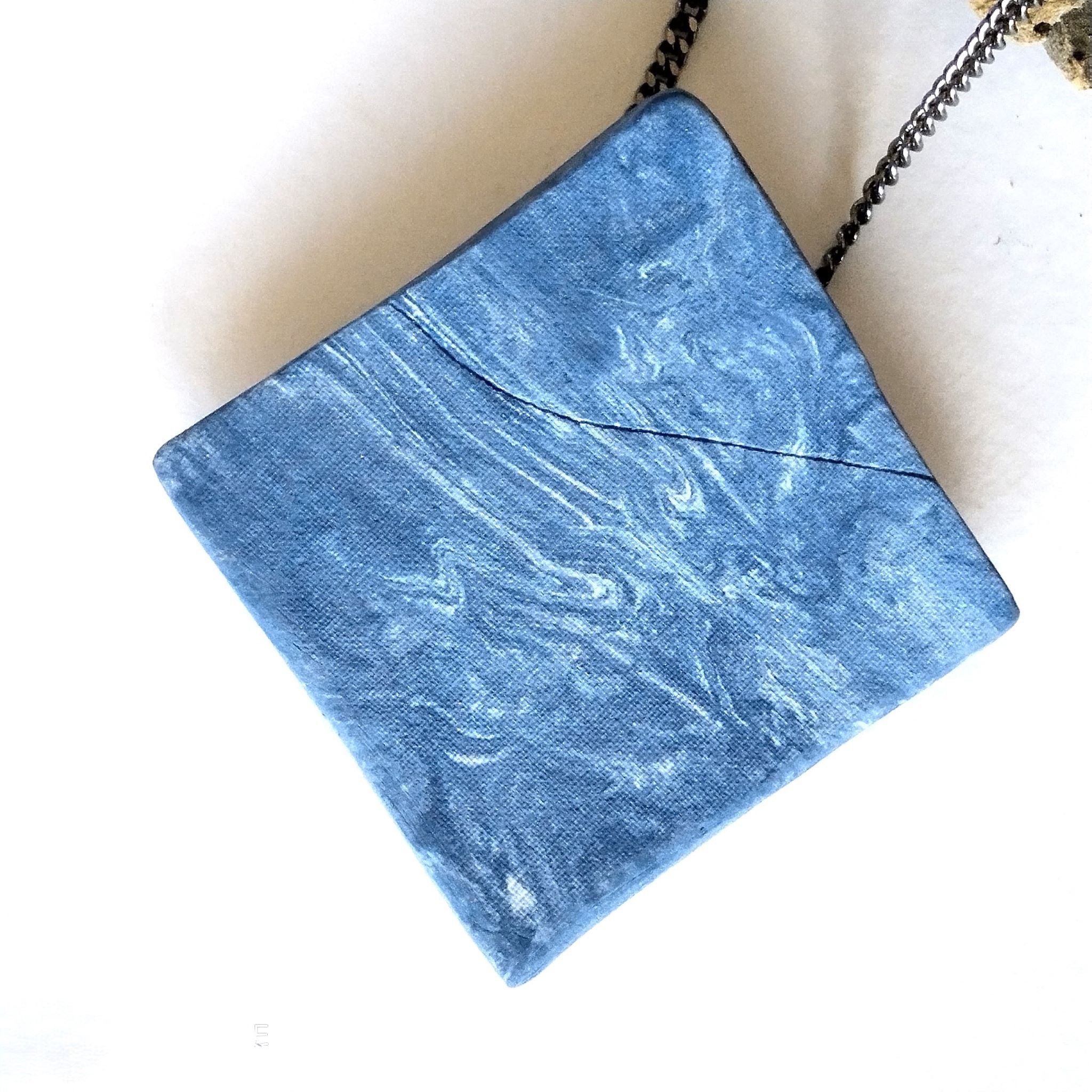Dettaglio texture porcellana nerikomi, pattern unico colori del mare – Maviart
